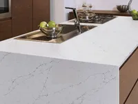 Кварцевый агломерат Perlino Bianco